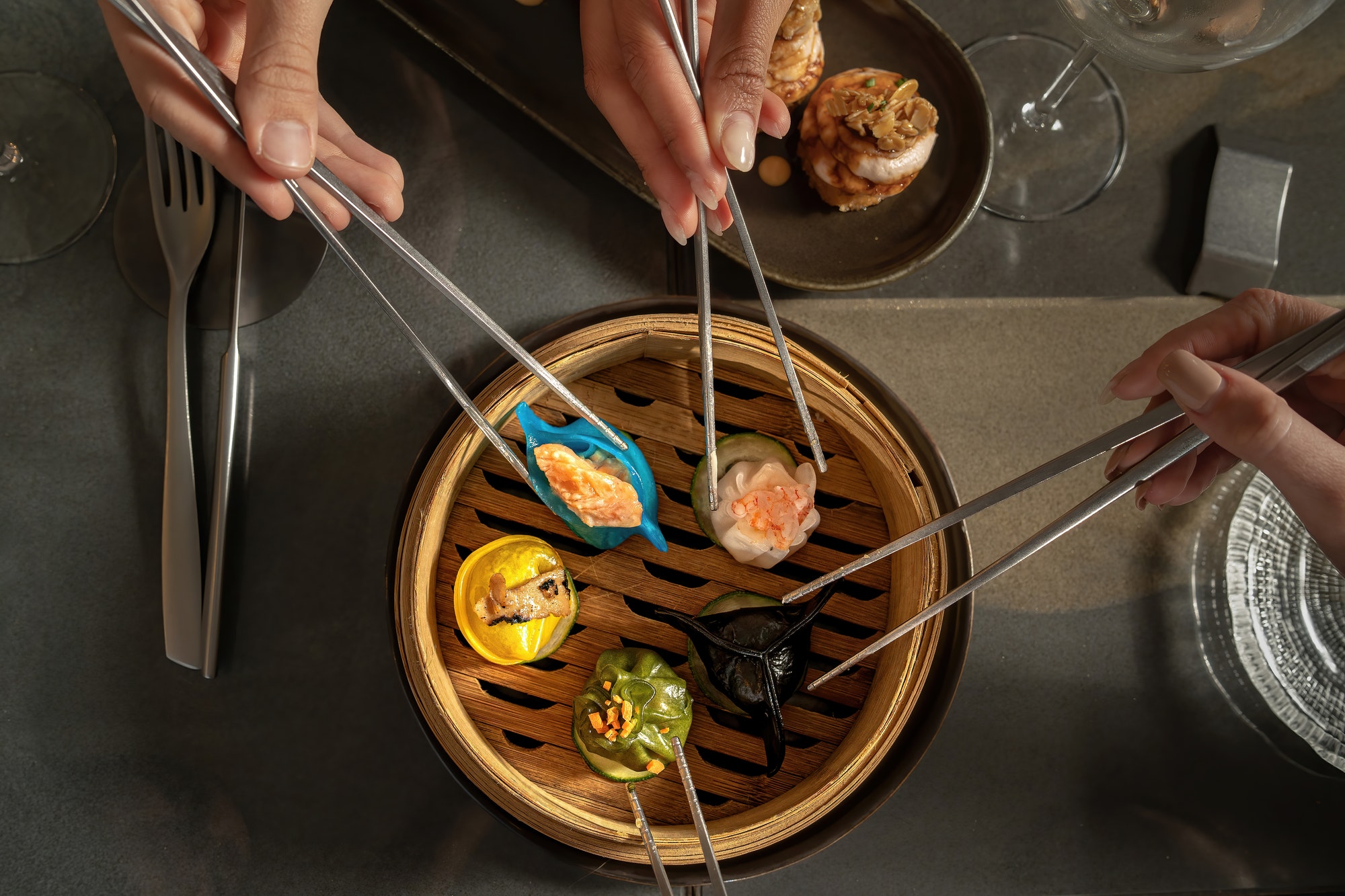 Călătorii culinare – destinații pentru gurmanzii aventurieri